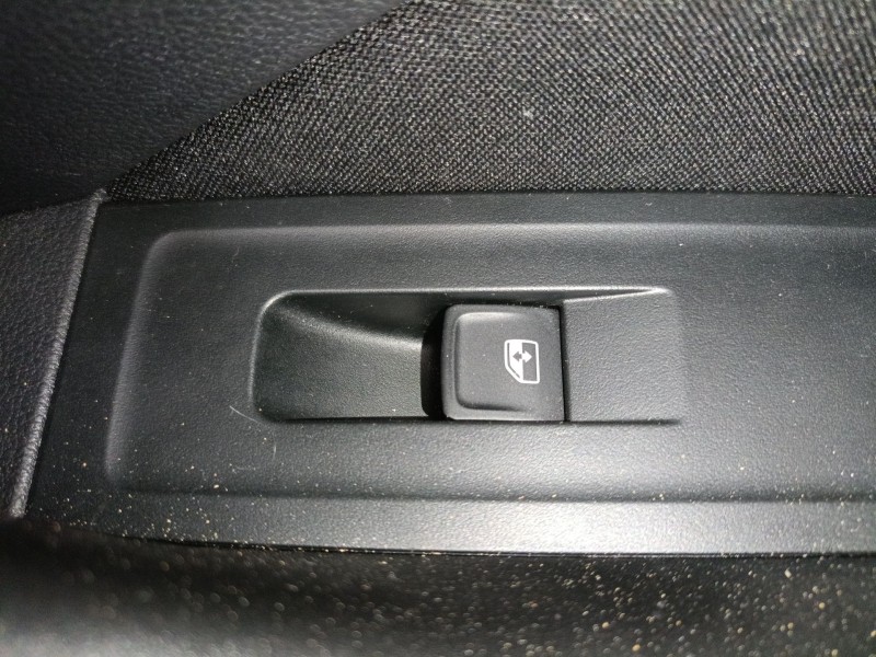 Recambio de mando elevalunas delantero derecho para skoda kamiq (nw4) 1.0 tsi referencia OEM IAM   