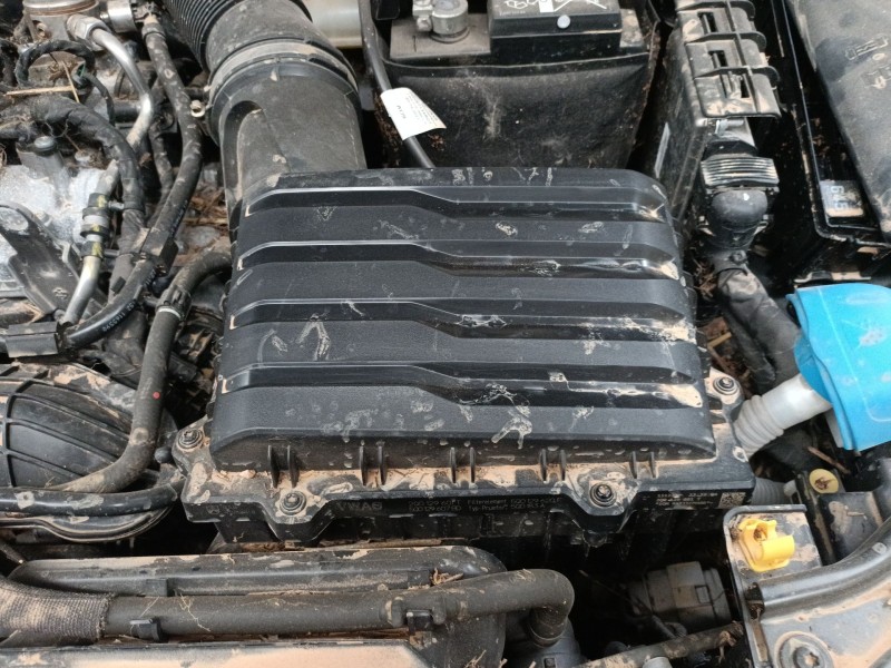 Recambio de filtro aire para skoda kamiq (nw4) 1.0 tsi referencia OEM IAM 5Q0129620F  