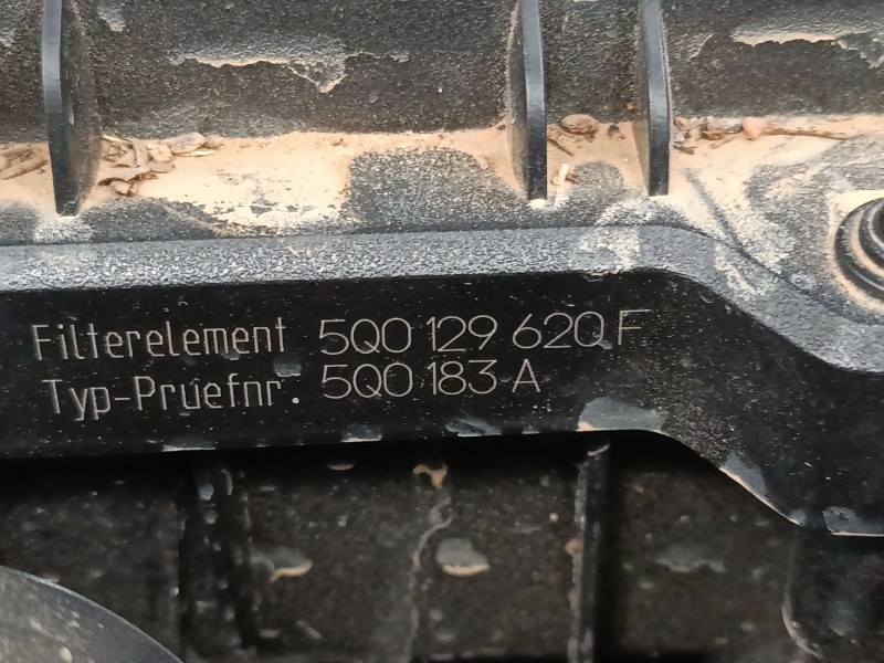 Recambio de filtro aire para skoda kamiq (nw4) 1.0 tsi referencia OEM IAM 5Q0129620F  
