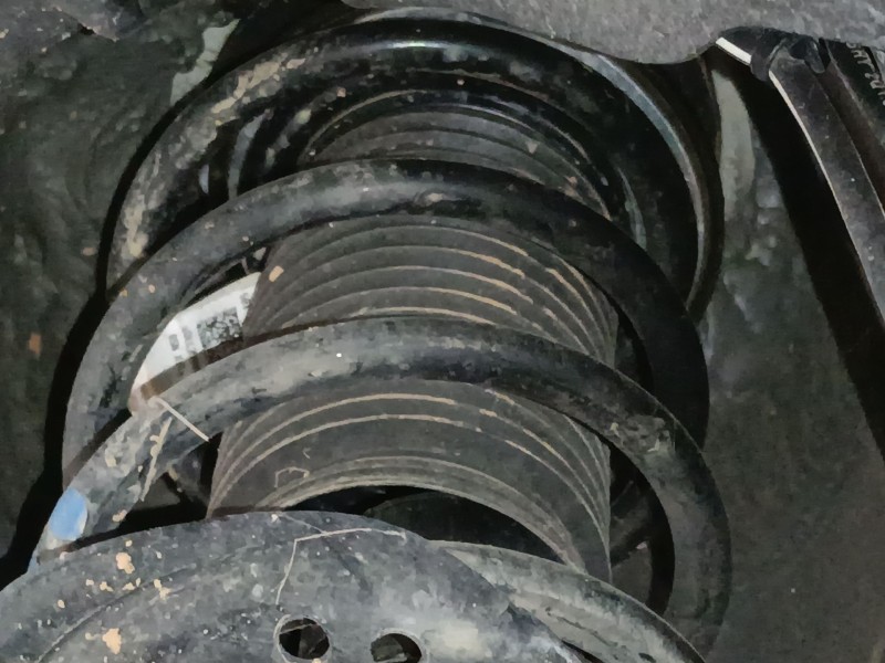 Recambio de amortiguador delantero izquierdo para skoda kamiq (nw4) 1.0 tsi referencia OEM IAM   