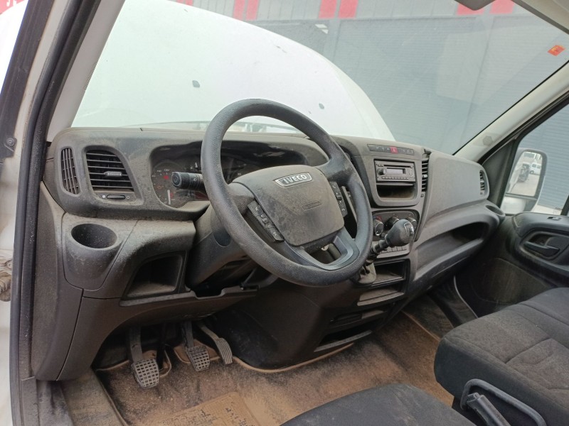 iveco daily vi caja/chasis del año 2016
