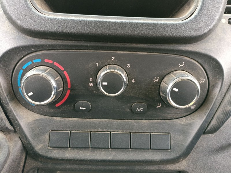 Recambio de mando calefaccion / aire acondicionado para iveco daily vi caja/chasis 33s13, 35s13, 35c13 referencia OEM IAM   