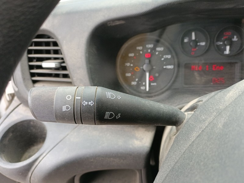 Recambio de mando intermitentes para iveco daily vi caja/chasis 33s13, 35s13, 35c13 referencia OEM IAM   
