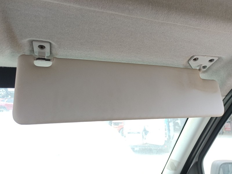 Recambio de parasol derecho para iveco daily vi caja/chasis 33s13, 35s13, 35c13 referencia OEM IAM   