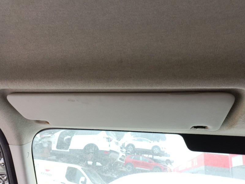 Recambio de parasol izquierdo para iveco daily vi caja/chasis 33s13, 35s13, 35c13 referencia OEM IAM   