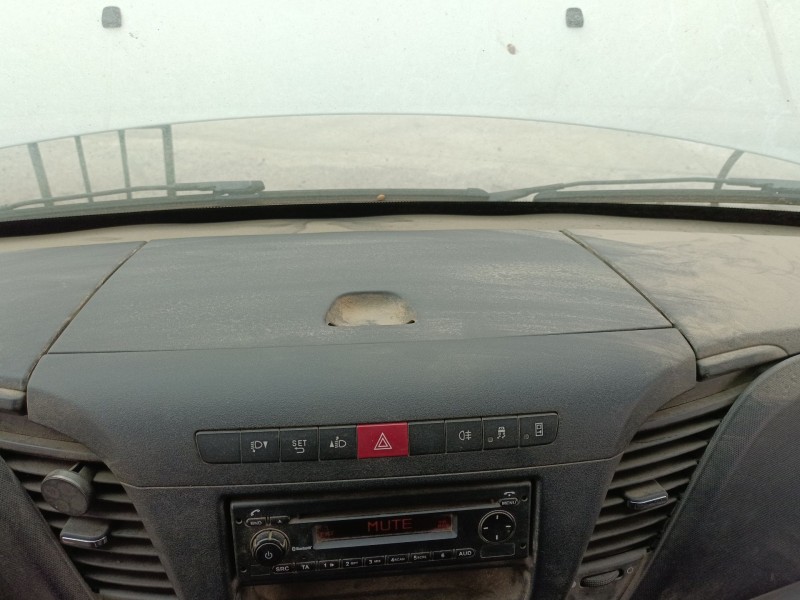 Recambio de guantera para iveco daily vi caja/chasis 33s13, 35s13, 35c13 referencia OEM IAM   