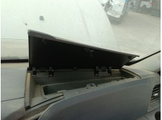 Recambio de guantera para iveco daily vi caja/chasis 33s13, 35s13, 35c13 referencia OEM IAM    2