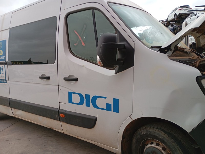 Recambio de puerta delantera derecha para renault master iii furgoneta (fv) 2.3 dci 135 fwd (fv0n, fv08) referencia OEM IAM   