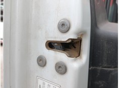 Recambio de cerradura puerta delantera izquierda para iveco daily vi caja/chasis 33s13, 35s13, 35c13 referencia OEM IAM   