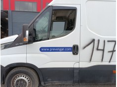 Recambio de puerta delantera izquierda para iveco daily vi caja/chasis 33s13, 35s13, 35c13 referencia OEM IAM   