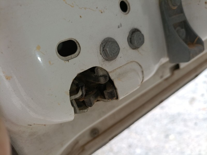 Recambio de cerradura maletero / porton para iveco daily vi caja/chasis 33s13, 35s13, 35c13 referencia OEM IAM   