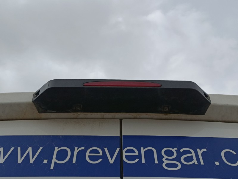 Recambio de luz central de freno para iveco daily vi caja/chasis 33s13, 35s13, 35c13 referencia OEM IAM   