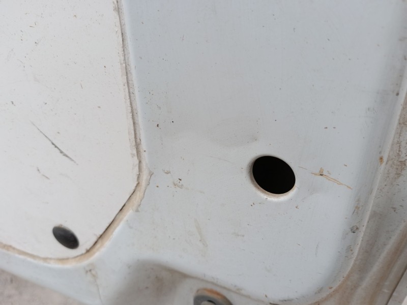 Recambio de porton trasero derecho para iveco daily vi caja/chasis 33s13, 35s13, 35c13 referencia OEM IAM   