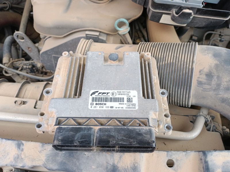 Recambio de centralita motor uce para iveco daily vi caja/chasis 33s13, 35s13, 35c13 referencia OEM IAM 5801557345 0281030169 