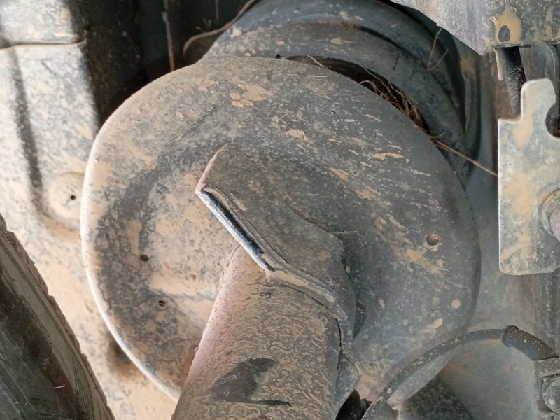 Recambio de amortiguador delantero derecho para renault master iii furgoneta (fv) 2.3 dci 135 fwd (fv0n, fv08) referencia OEM IA