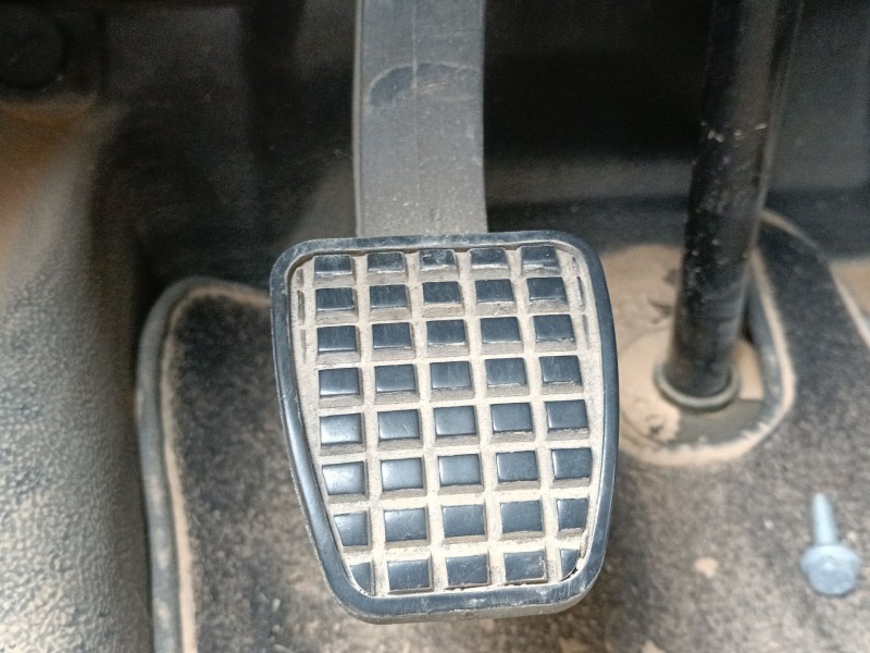 Recambio de pedal embrague para iveco daily vi caja/chasis 33s13, 35s13, 35c13 referencia OEM IAM   