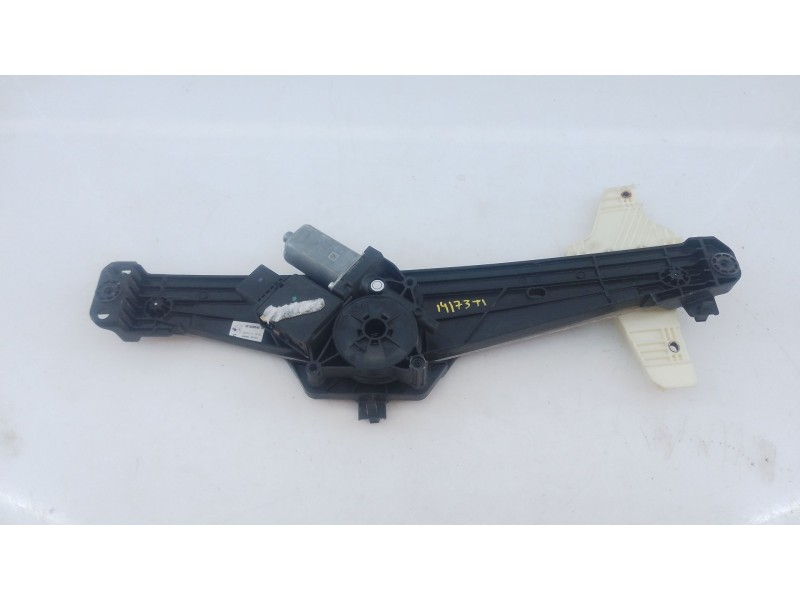 Recambio de elevalunas trasero izquierdo para peugeot 3008 ii suv (mc_, mr_, mj_, m4_) 1.6 bluehdi 120 referencia OEM IAM   