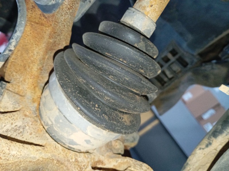 Recambio de transmision delantera izquierda para dacia sandero ii (b8_) 1.5 dci referencia OEM IAM   