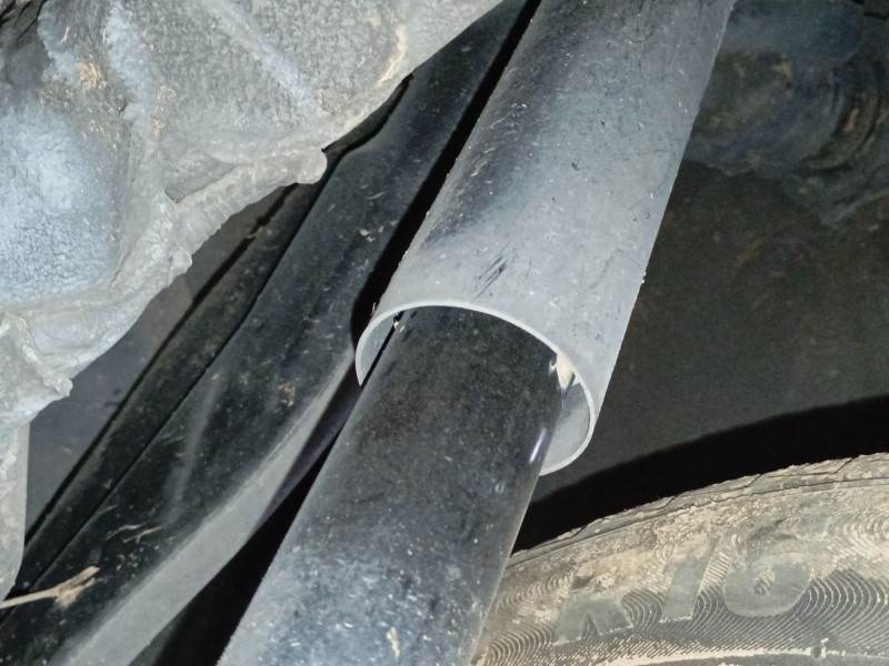 Recambio de amortiguador trasero derecho para dacia sandero ii (b8_) 1.5 dci referencia OEM IAM   