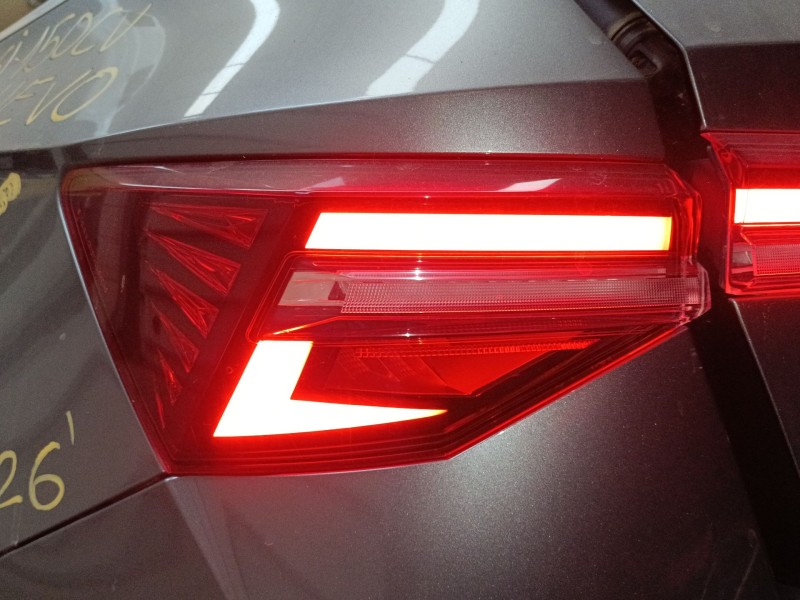 Recambio de piloto trasero izquierdo para skoda karoq (nu7, nd7) 1.5 tsi referencia OEM IAM   