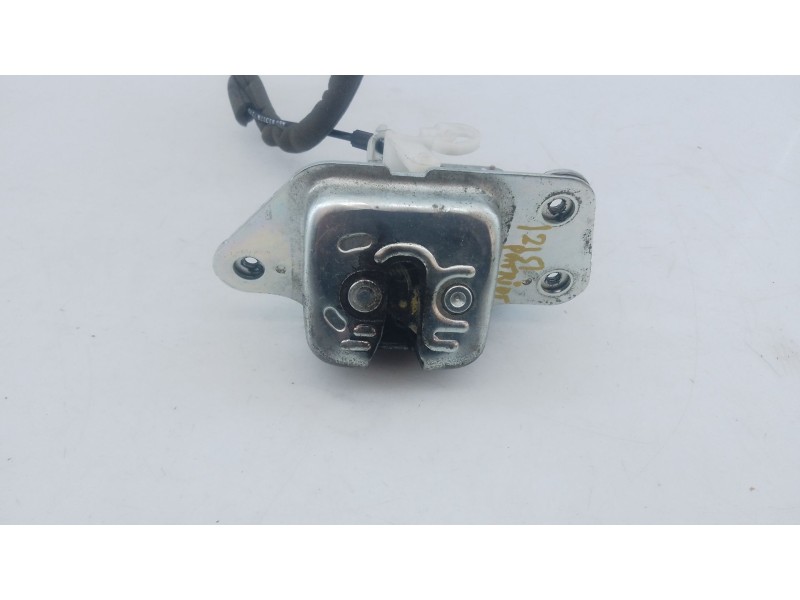 Recambio de cerradura maletero / porton para chrysler jeep patriot limited referencia OEM IAM   
