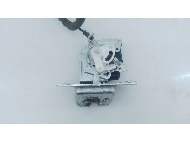 Recambio de cerradura maletero / porton para chrysler jeep patriot limited referencia OEM IAM   