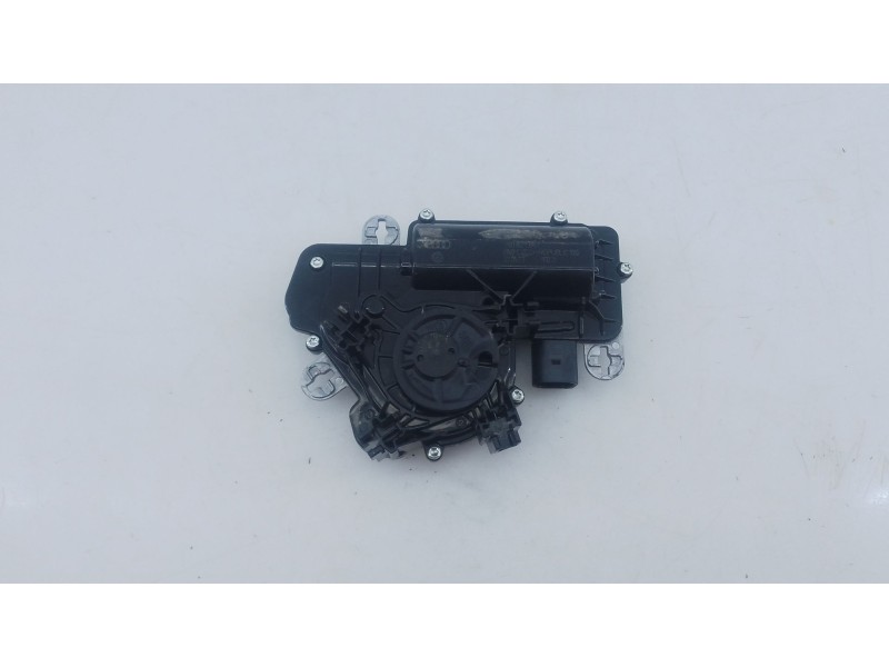 Recambio de motor cierre centralizado porton para volkswagen touareg r-line 4 motion referencia OEM IAM   