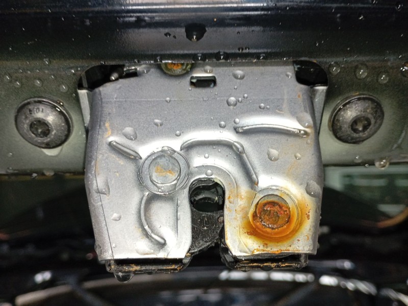 Recambio de cerradura maletero / porton para ford kuga iii (dfk) 2.5 duratec plug-in-hybrid referencia OEM IAM   