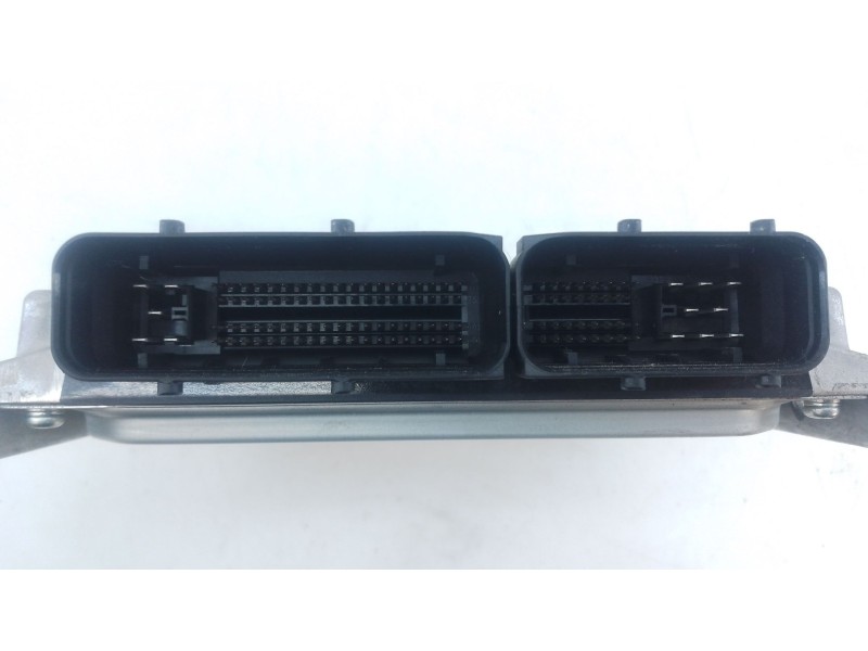 Recambio de centralita motor uce para mitsubishi montero (v80/v90) 3.2 di-d intense (3-ptas.) referencia OEM IAM 275800685  