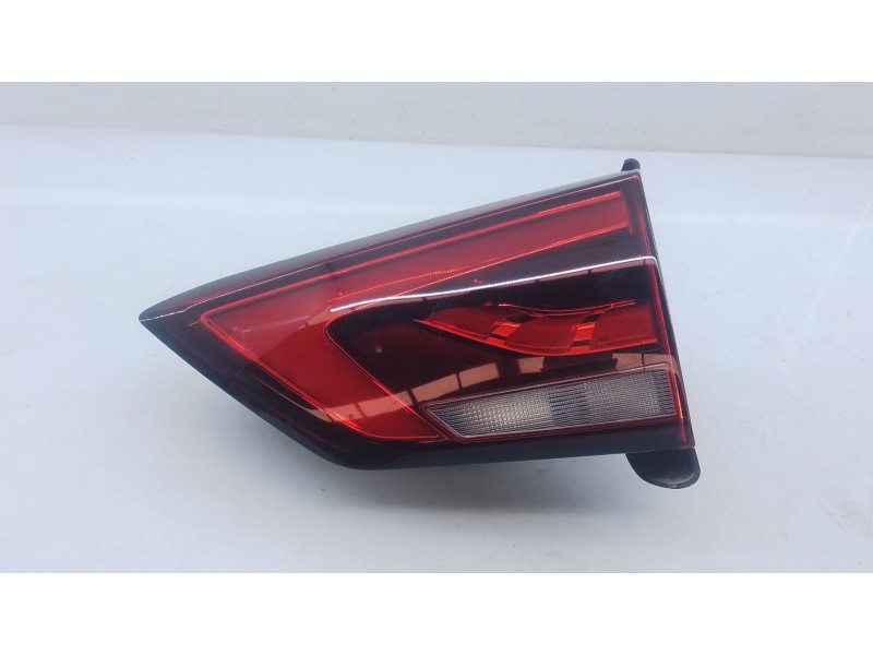 Recambio de piloto trasero derecho porton para mg zs suv (azs1) 1.5 vti referencia OEM IAM   