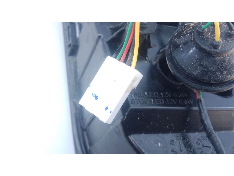 Recambio de piloto trasero derecho porton para mg zs suv (azs1) 1.5 vti referencia OEM IAM   