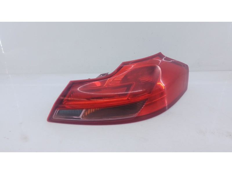 Recambio de piloto trasero derecho para opel insignia sports tourer selective referencia OEM IAM   