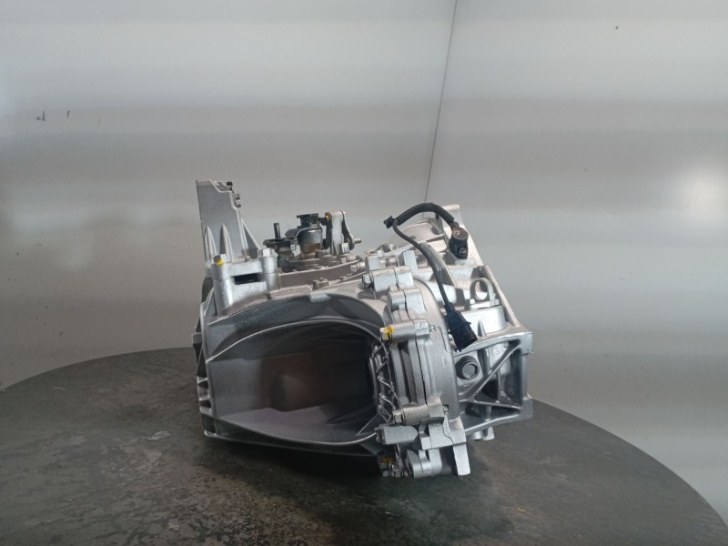 Recambio de caja cambios para kia carens iv 1.7 crdi referencia OEM IAM WHW6  