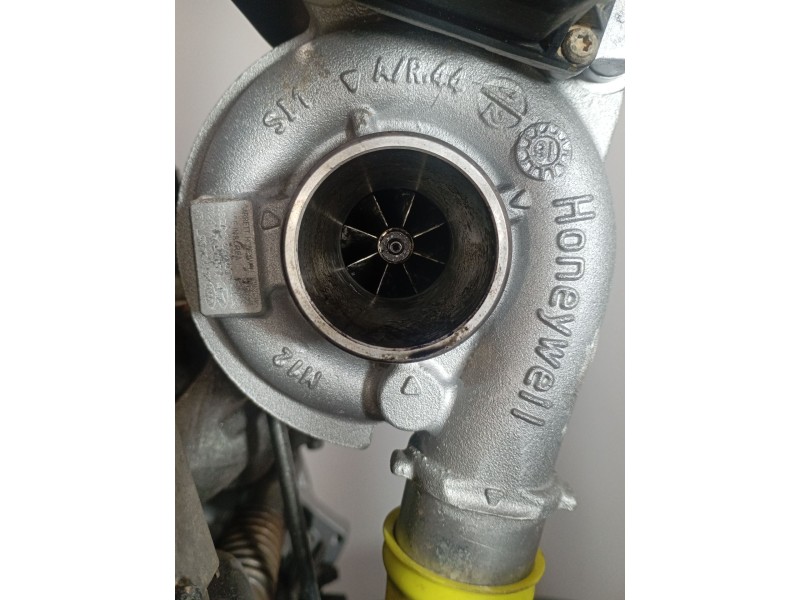 Recambio de motor completo para kia carens iv 1.7 crdi referencia OEM IAM D4FD  