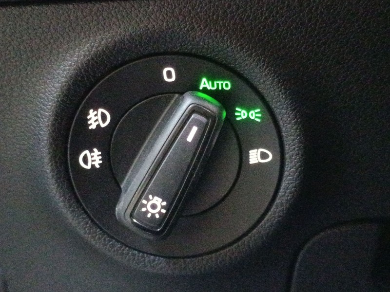 Recambio de mando luces para skoda karoq (nu7, nd7) 1.5 tsi referencia OEM IAM   