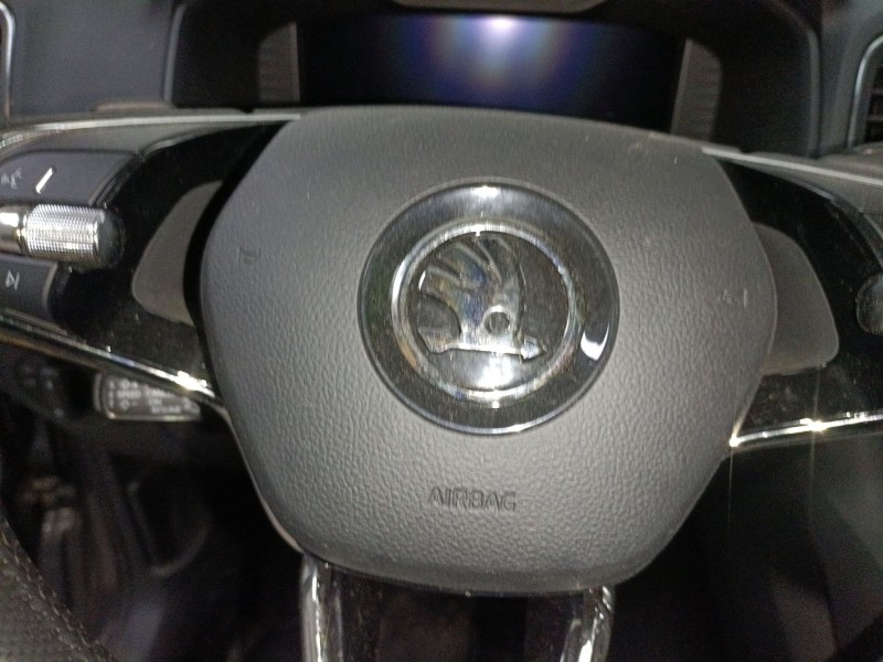 Recambio de kit airbag para skoda karoq (nu7, nd7) 1.5 tsi referencia OEM IAM   