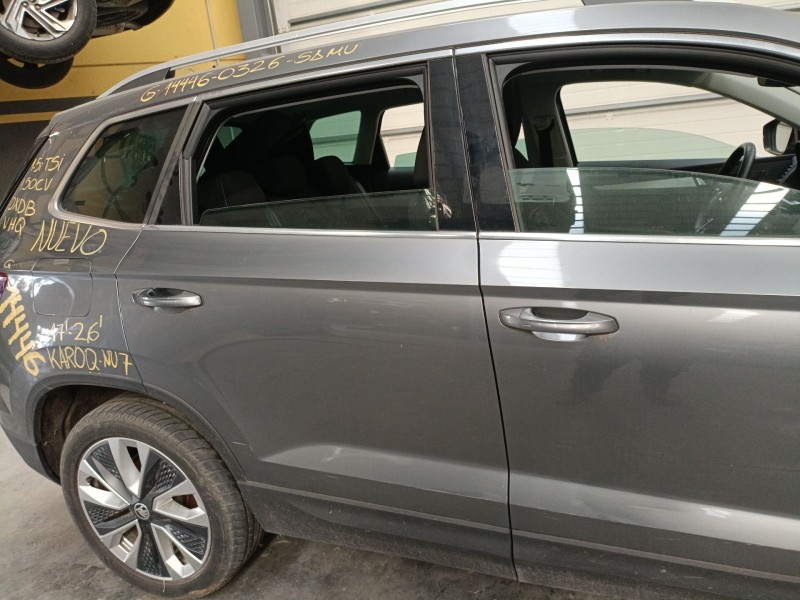 Recambio de puerta trasera derecha para skoda karoq (nu7, nd7) 1.5 tsi referencia OEM IAM   
