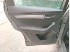 GUARNECIDO PUERTA TRASERA IZQUIERDA 