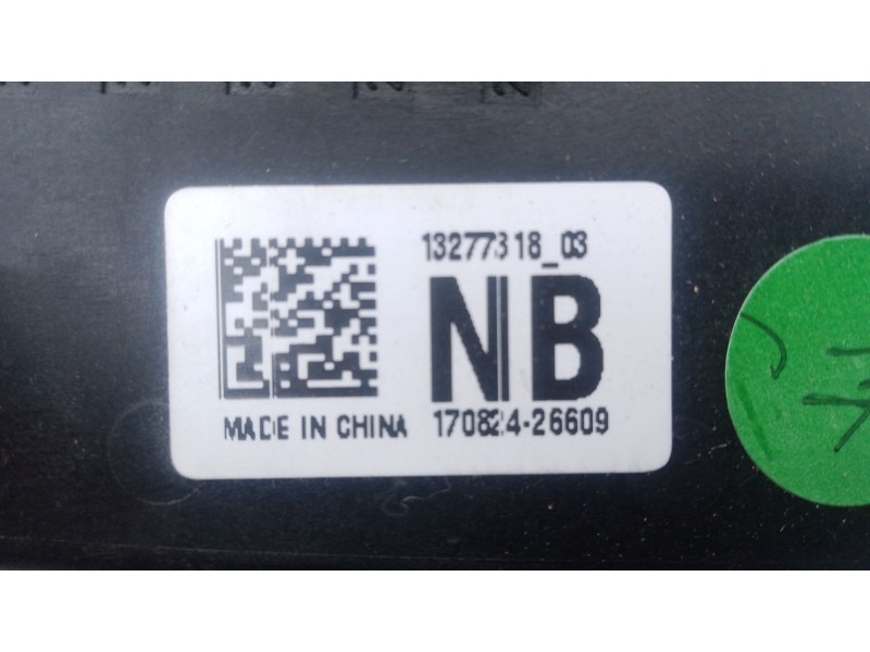 Recambio de caja reles / fusibles para opel insignia sports tourer selective referencia OEM IAM   