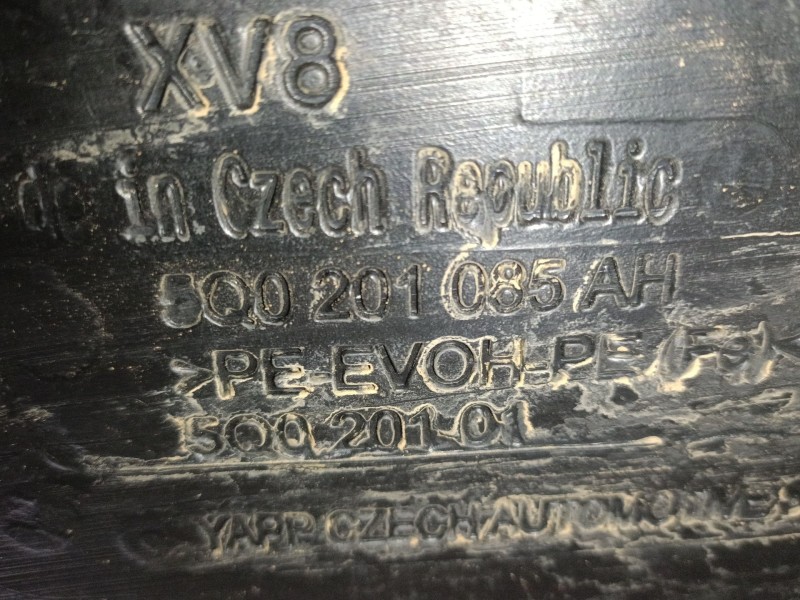 Recambio de deposito combustible para skoda karoq (nu7, nd7) 1.5 tsi referencia OEM IAM 5QP201085AH  