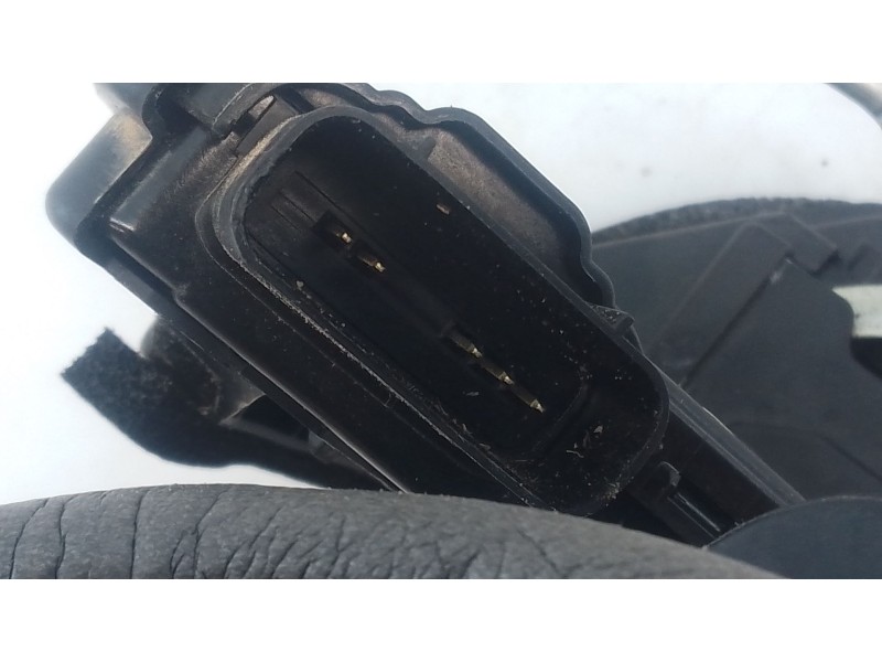 Recambio de cerradura puerta trasera izquierda para kia niro i (de) 1.6 gdi hybrid referencia OEM IAM   