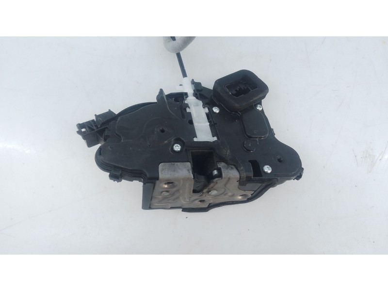 Recambio de cerradura puerta delantera derecha para skoda fabia iv (pj3) 1.0 tsi referencia OEM IAM   