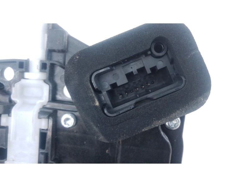 Recambio de cerradura puerta delantera derecha para skoda fabia iv (pj3) 1.0 tsi referencia OEM IAM   