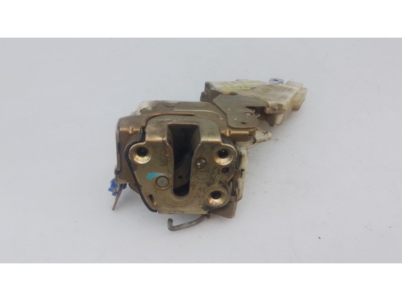 Recambio de cerradura maletero / porton para nissan terrano ii (r20) 2.7 tdi 4wd referencia OEM IAM   