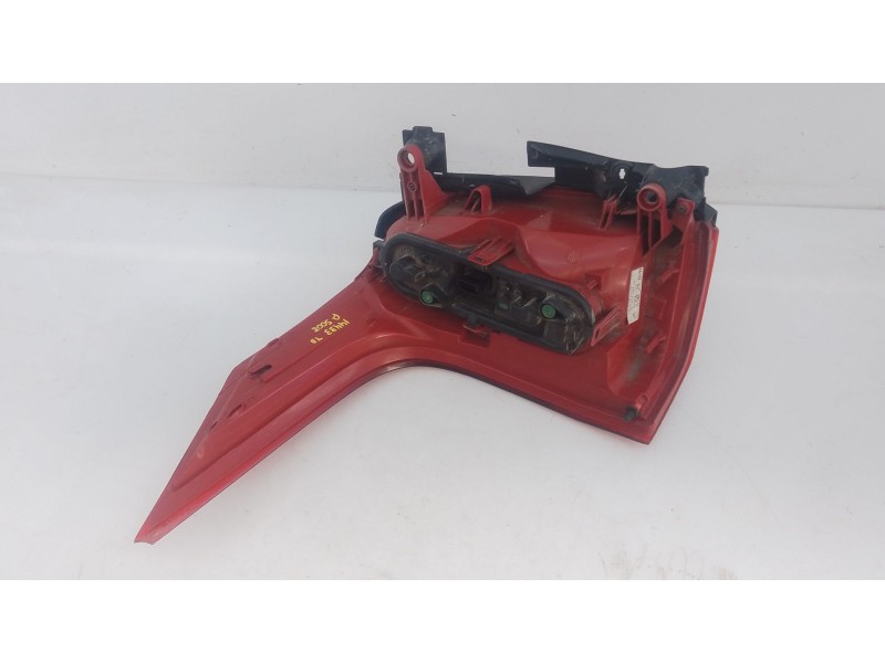 Recambio de piloto trasero derecho para peugeot 5008 (0u_, 0e_) 2.0 hdi 150 / bluehdi 150 referencia OEM IAM   