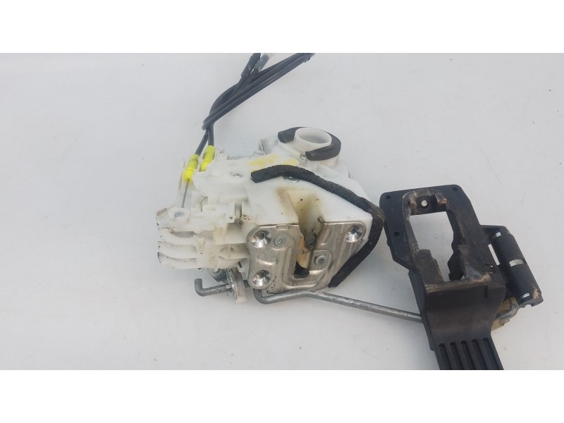 Recambio de cerradura puerta delantera derecha para suzuki vitara 1.6 ddis gle 4x4 referencia OEM IAM   