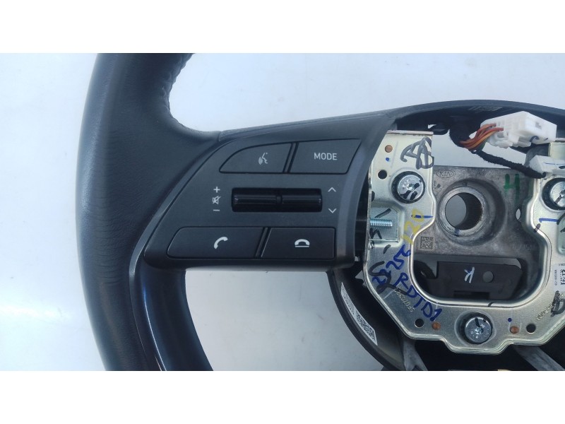 Recambio de volante para hyundai i20 iii (bc3, bi3) 1.0 t-gdi referencia OEM IAM   