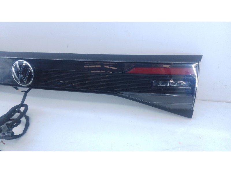 Recambio de piloto trasero central para volkswagen t-cross (c11, d31) 1.0 tsi referencia OEM IAM 2GM945093D  P1-B2-6