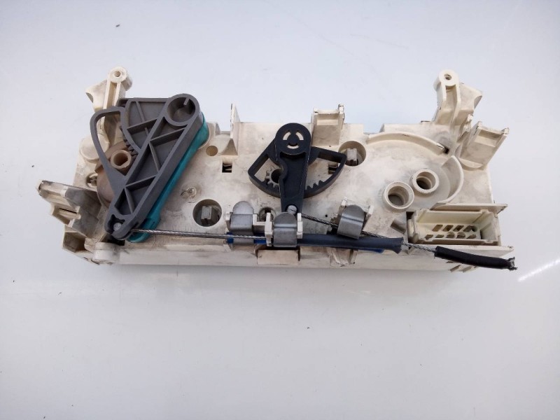 Recambio de mando calefaccion / aire acondicionado para citroën berlingo 2.0 hdi 800 furg. referencia OEM IAM   E3-B2-34-4