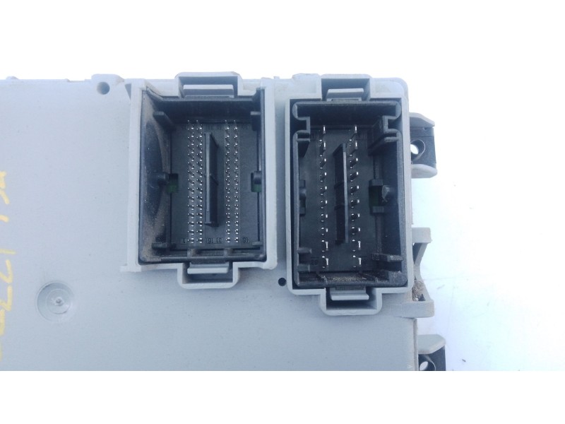 Recambio de caja reles / fusibles para fiat doblo ii cargo (263) referencia OEM IAM   